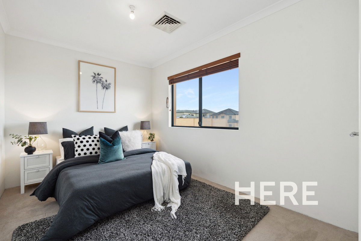 4 Birkenhead Ridge, Mindarie  WA  6030-1