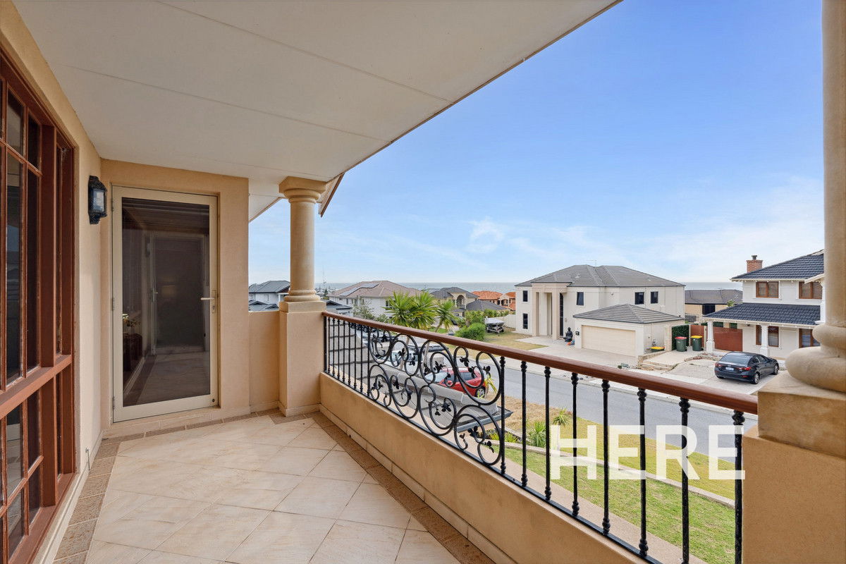 4 Birkenhead Ridge, Mindarie  WA  6030-1