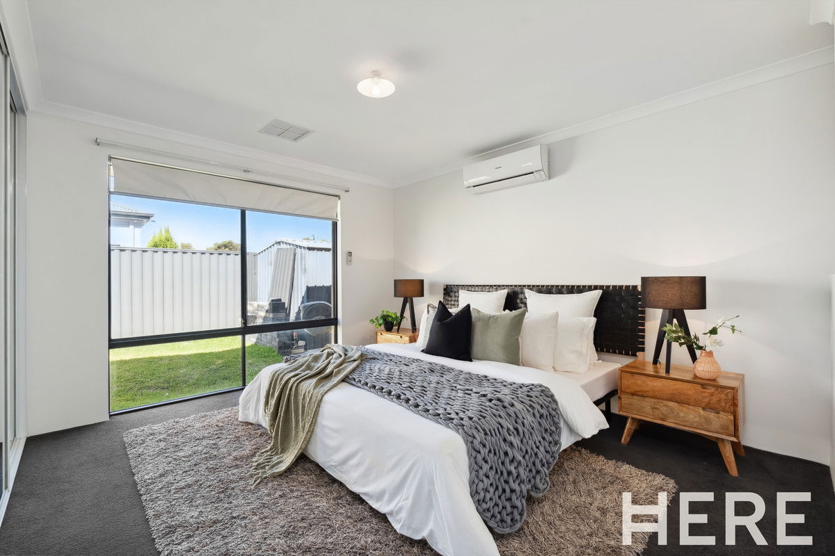 2 Marchants Street, Landsdale  WA  6065-1