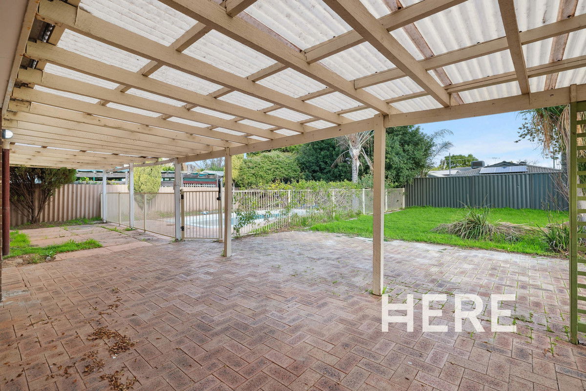 44 Magnolia Way, Forrestfield WA 6058-1