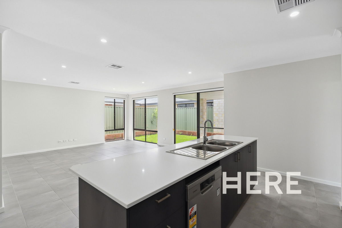 68 Brooklands Drive, Henley Brook WA 6055-1