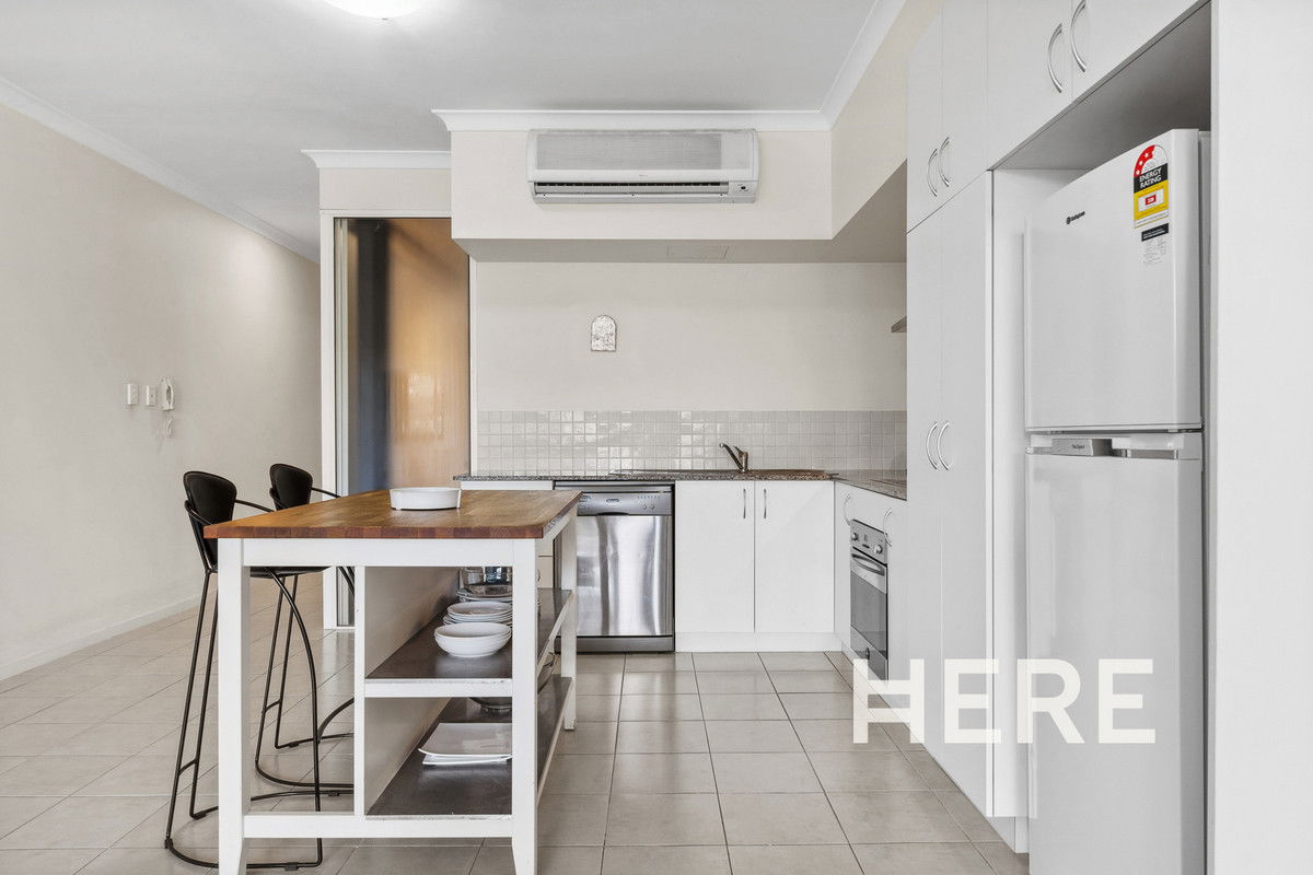 8/2-4 Pensioner Guard Road, NORTH FREMANTLE WA 6159-1