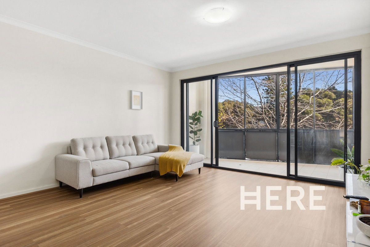 8/2-4 Pensioner Guard Road, NORTH FREMANTLE WA 6159-1