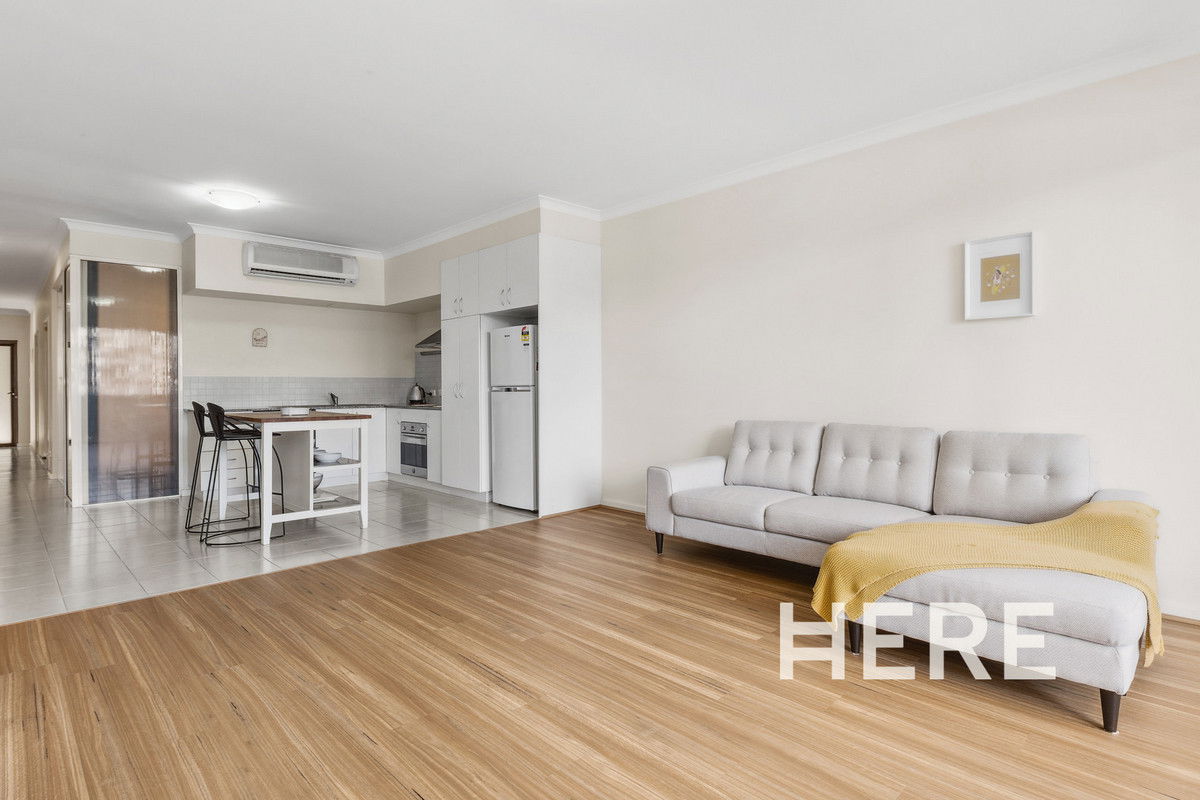 8/2-4 Pensioner Guard Road, NORTH FREMANTLE WA 6159-1