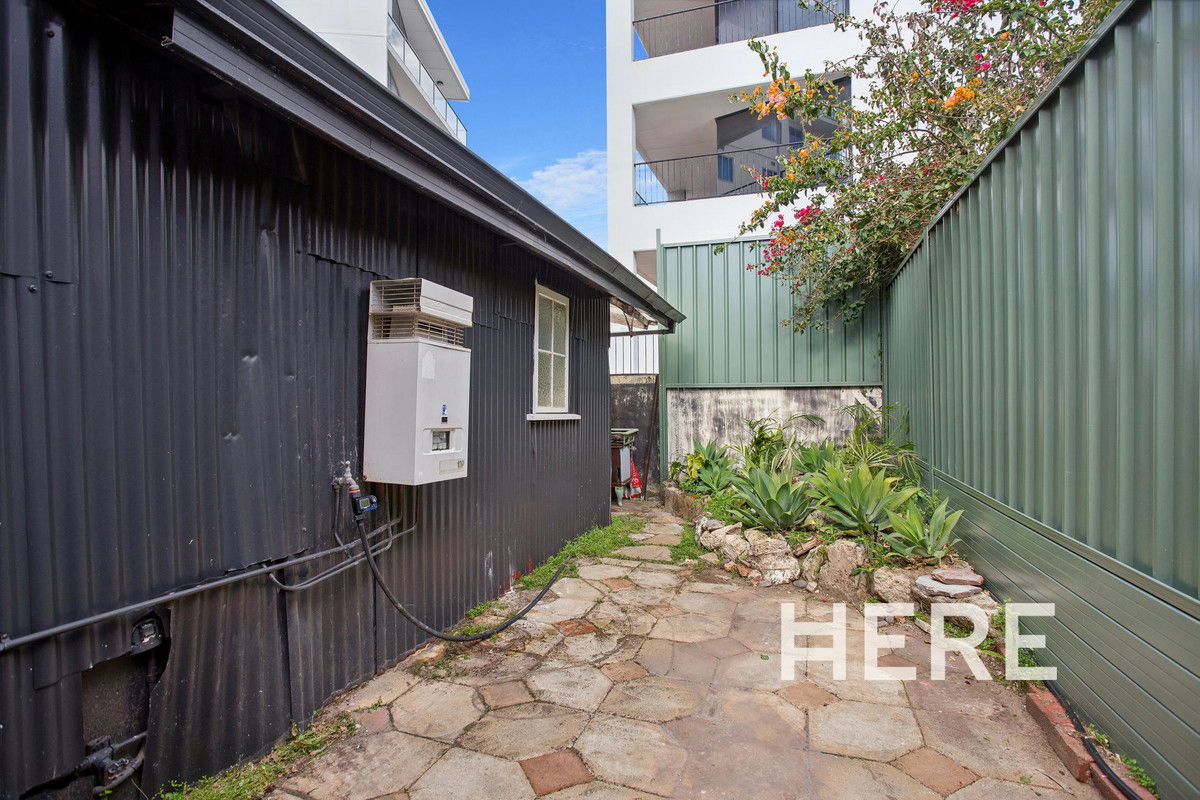 18 Lawrence Avenue, West Perth WA 6005-1