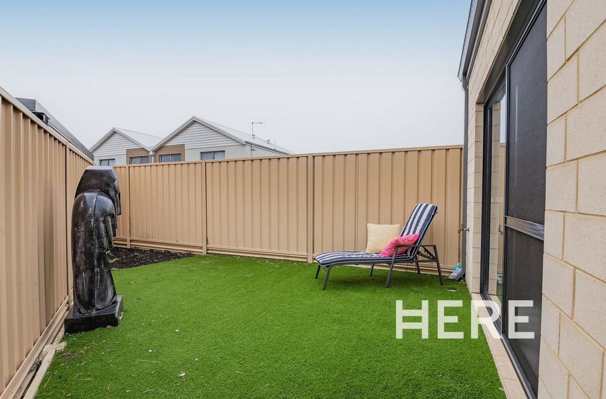 3 Kerry Place, Hamilton Hill WA 6163-1