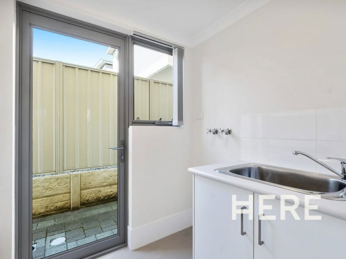 3/19 Selina Street, Innaloo WA 6018-1