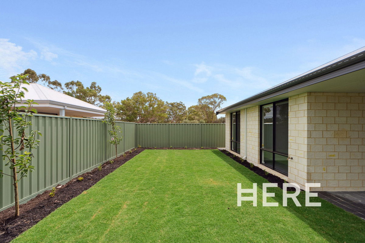 13 Treasure Road, Henley Brook WA 6055-1