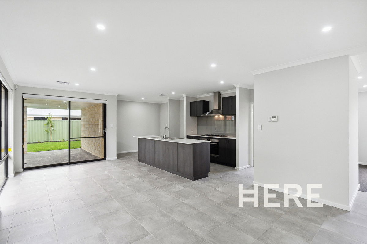 13 Treasure Road, Henley Brook WA 6055-1