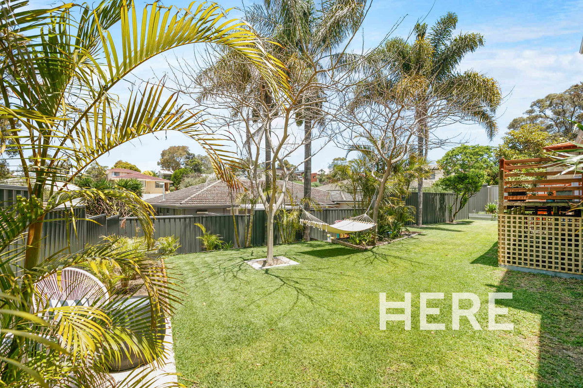 12 Jenkins Place, Wembley Downs WA 6019-1