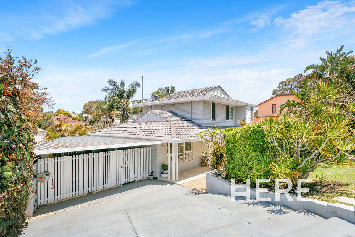 12 Jenkins Place, Wembley Downs WA 6019-1