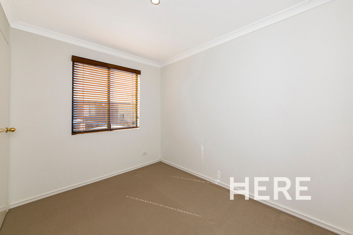 7/292 Harborne Street, GLENDALOUGH WA 6016-1