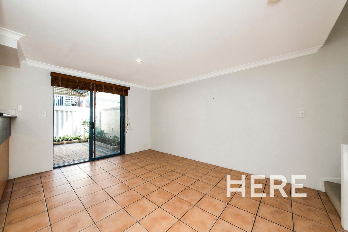 7/292 Harborne Street, GLENDALOUGH WA 6016-1