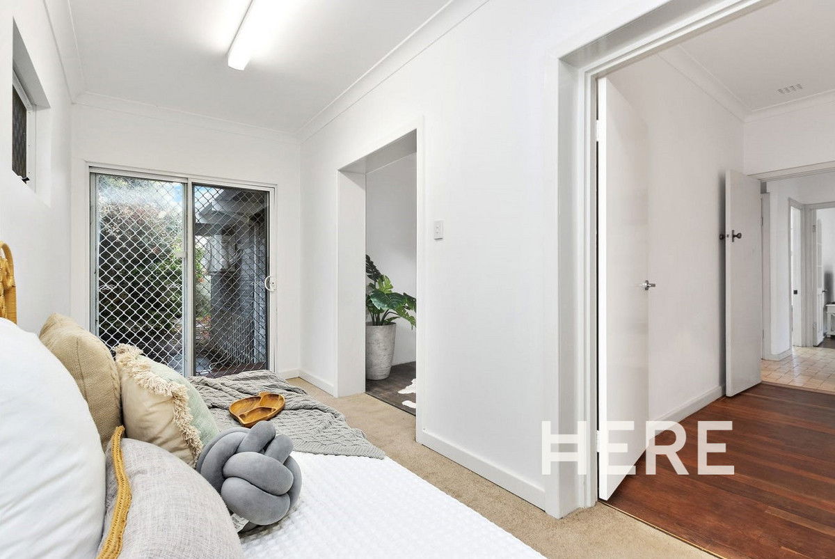 5 Wade Street, EMBLETON WA 6062-1