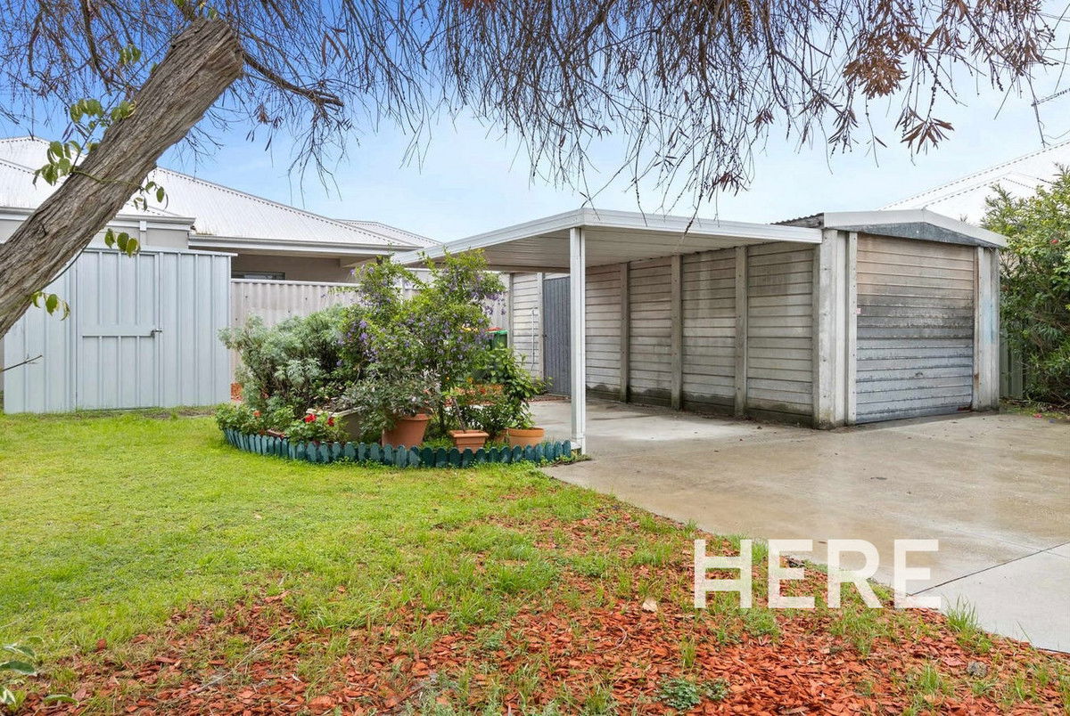 5 Wade Street, EMBLETON WA 6062-1
