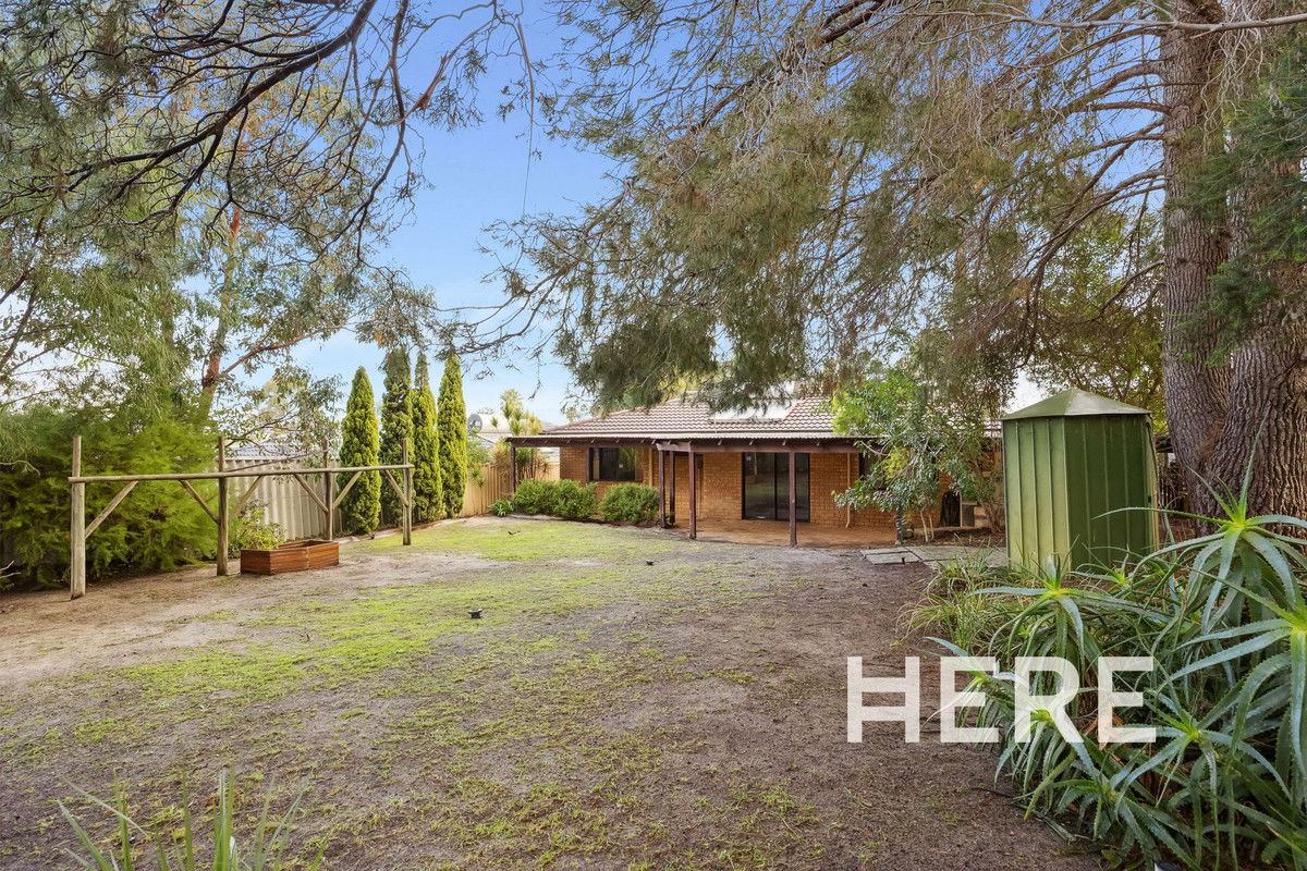 6 Tarndale Way, South Lake WA 6164-1