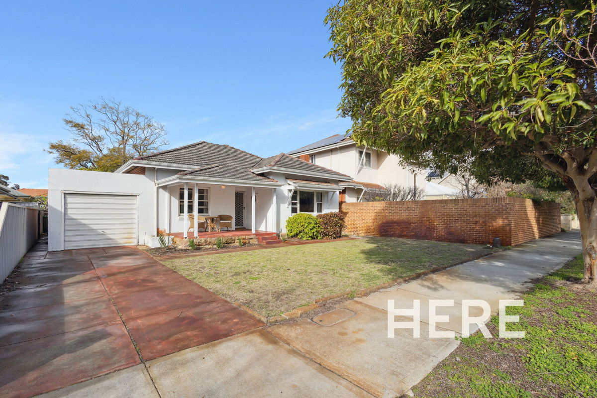142 Holland Street, Wembley WA 6014-1