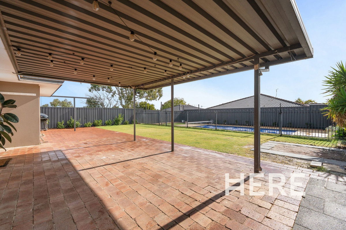 11 Stokes Retreat, Clarkson WA 6030-1