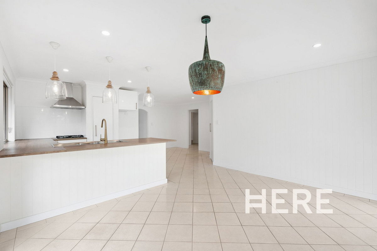 11 Stokes Retreat, Clarkson WA 6030-1
