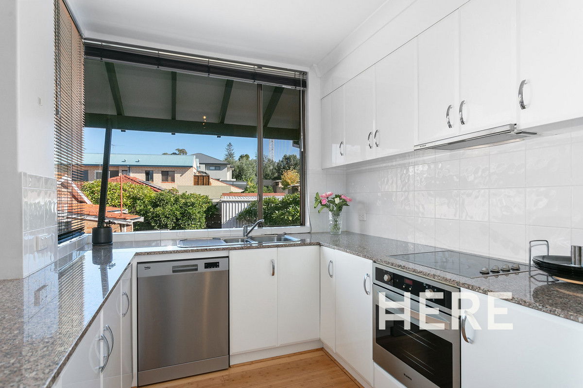 8/1 Chatsworth Terrace, CLAREMONT WA 6010-1