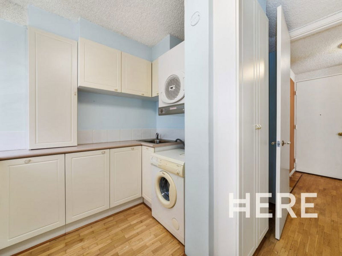33/1 Wingfield Avenue, Crawley WA 6009-1