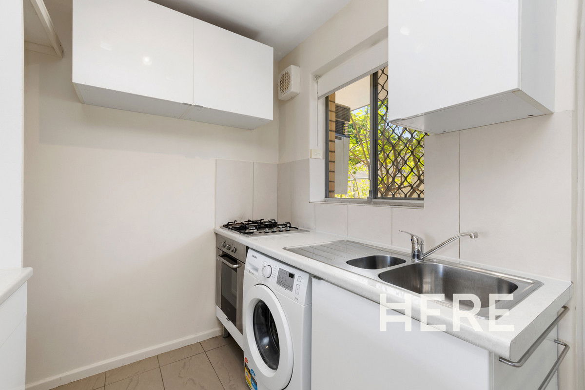 1/190 Carr Place, LEEDERVILLE WA 6007-1